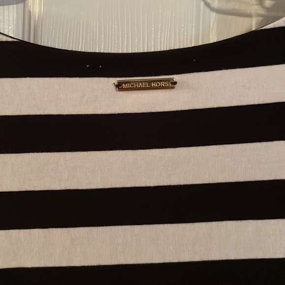 Michael Kors t-shirt Dress - Picture 5 of 5